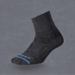 NWT 5 pairs FITS Wool Performance Trail Light Cushion Quarter Socks